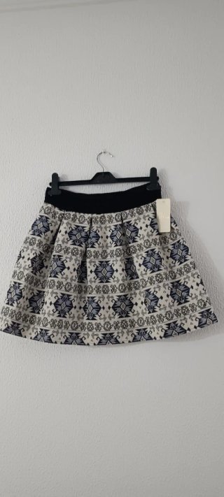 Falda corta estampada