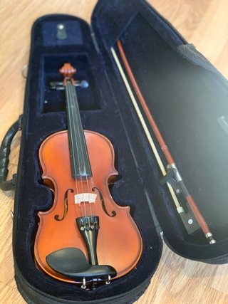 Violín kreutzer  con estuche y arco