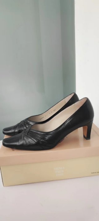 Zapatos de vestir de piel negros