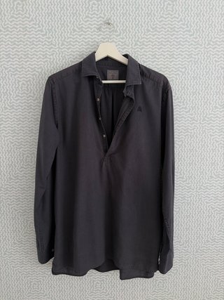 Camisa Scalpers Gris Talla M