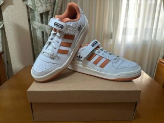 Zapatillas Adidas Forum Blancas y Naranjas