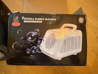 Maquina de pompas portatil para boda o cumpleaños