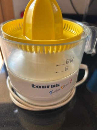 Exprimidor Taurus Turbo Citric 1