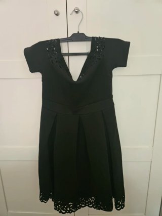 Vestido negro para evento
