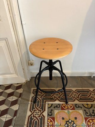 Taburete IKEA KULLABERG regulable, pino y negro