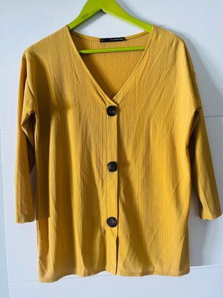 Camiseta Mostaza
