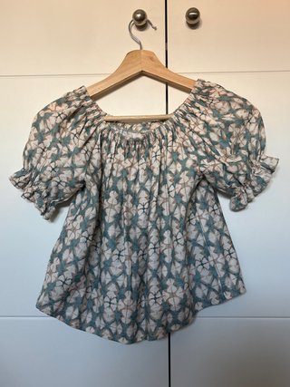 Blusa Estampada con Mangas Abullonadas
