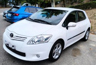 Toyota Auris 2011
