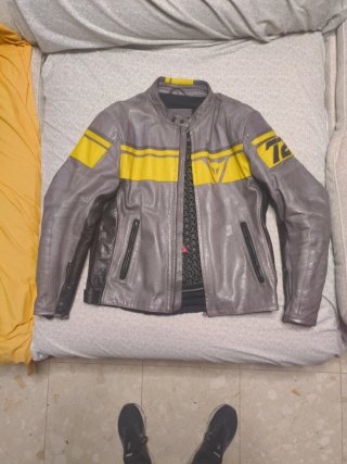Chaqueta de Piel Dainese Gris y Amarilla