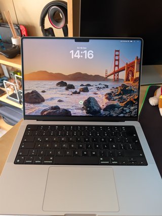 MacBook Pro 14 (2023)