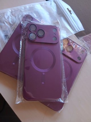 Funda iPhone Pro / Pro Max Morada