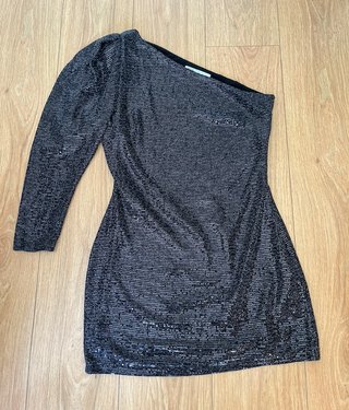 Vestido negro fiesta Zara