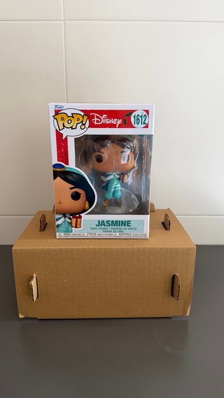 Funko Pop Jasmine #1612 Disney Navidad