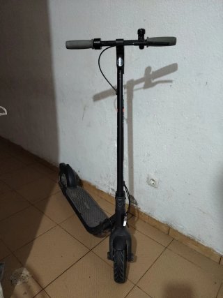 Patinete Eléctrico Negro