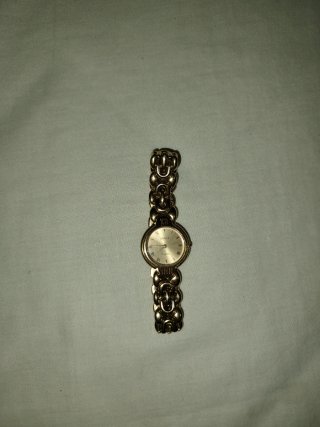 Reloj Jaguar Dorado