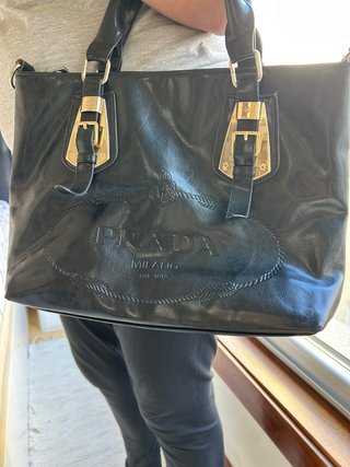 Bolso Prada Negro de Mano y Hombro