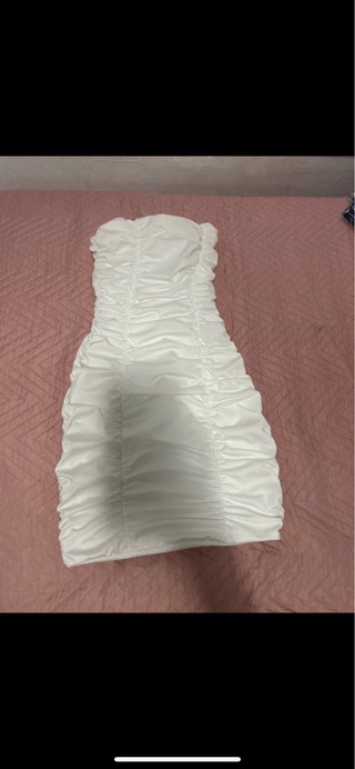 Vestido corto blanco palabra de honor