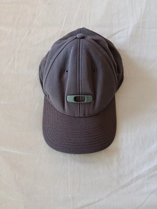 Gorra Oakley Gris