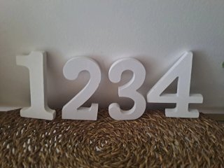 Set di 4 numeri in legno per tavoli