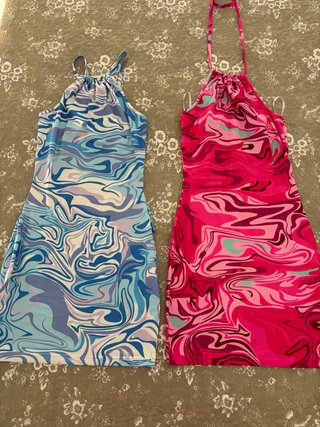2 Vestidos Cortos Estampados