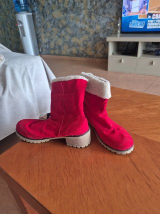 Botines Rojos de Invierno