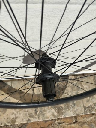 Ruedas de Carbono Bontrager Aeolus Elite 35
