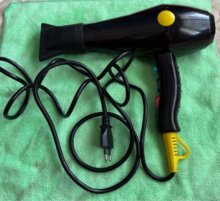 Secador de Pelo Negro
