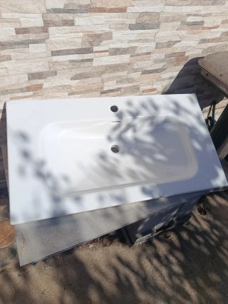 Lavabo grande de cerámica blanco