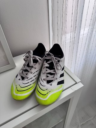 Botas de fútbol para niño