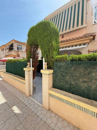Piso en alquiler en Nueva Torrevieja - Aguas Nuevas en Torrevieja