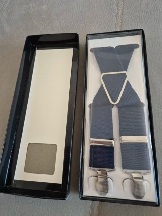 Gambe elastiche blu da uomo. Nuove