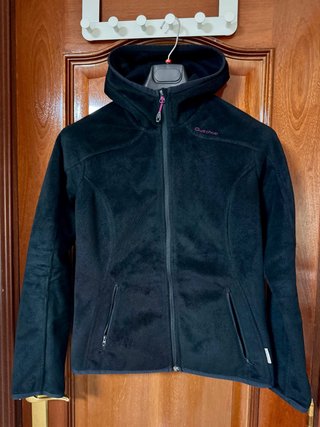 Chaqueta Forro Polar Quechua Negra