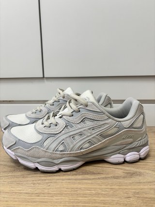 Zapatillas Asics Grises