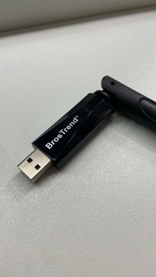 Adaptador Wi-Fi USB AC650 BrosTrend AC5L