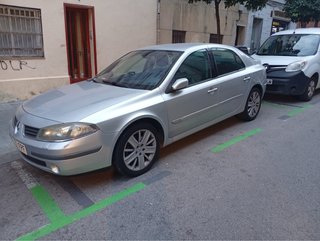 Renault  laguna Deportivo  2007