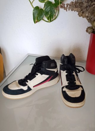 Zapatillas, tenis Fila Blancas y Negras, talla 44