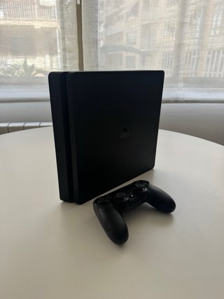 PlayStation 4 Slim 1TB