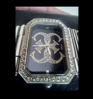 Reloj Guess femenino