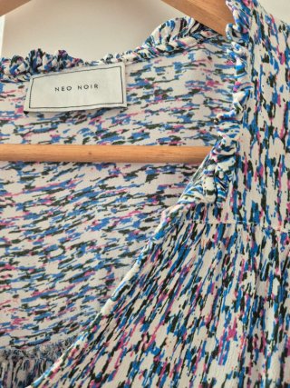 Blusa Neo Noir Estampada