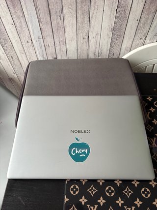 Portátil Noblex 14 pollici