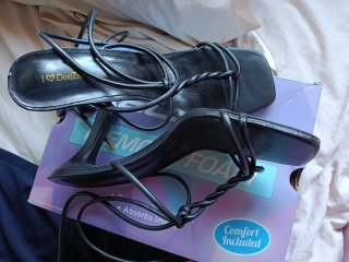 Sandalias de tacón negras DeeZee