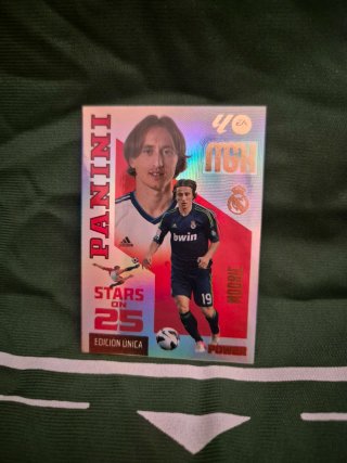 Carta Panini Megacracks Modric Stars 25
