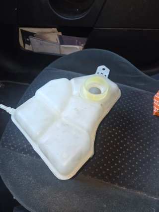 Vaso de expansión para refrigerante Ford