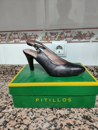 Zapatos Pitillos Negros Talla 38