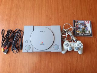 Consola Sony PlayStation 1 (PS1) Gris + Juego