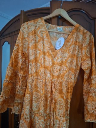 Vestido largo de seda naranja Cherysh