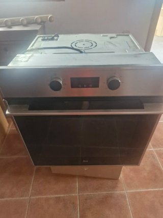 Horno Teka de acero inoxidable