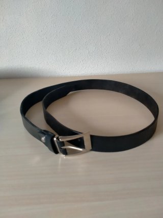 Cinturone da uomo in nero, misura 1 metro e 8 cm