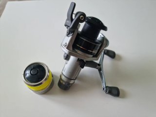 Carrete de Spinning Shimano Spirex 4000