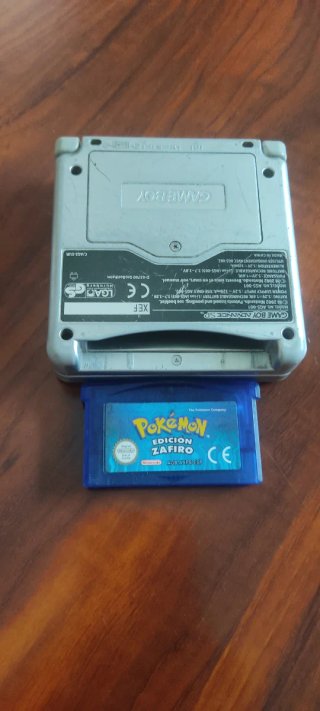 Nintendo Game Boy Advance SP Plateada
